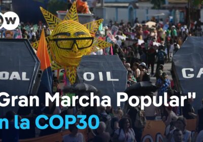 Decenas de miles exigen acciones concretas sobre el clima En Belém do Pará, en…