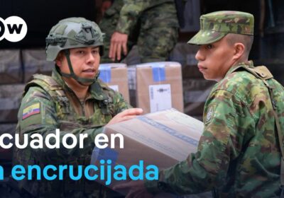 Ecuador vota sobre cambios fundamentales en su Constitución En medio de la mayor crisis…