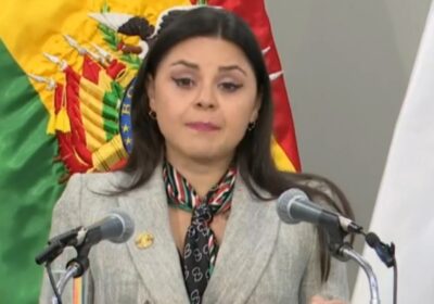 #GrupoFides | #ANF #Política 𝐂𝐚𝐫𝐥𝐚 𝐅𝐚𝐯𝐚𝐥 𝐚𝐬𝐮𝐦𝐞 𝐜𝐨𝐦𝐨 𝐯𝐨𝐜𝐞𝐫𝐚 𝐝𝐞𝐥 𝐆𝐨𝐛𝐢𝐞𝐫𝐧𝐨 𝐲 𝐚𝐬𝐞𝐠𝐮𝐫𝐚 𝐪𝐮𝐞…