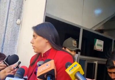 #GrupoFides | La viceministra Barrientos intervino el INRA por denuncias de presuntas firmas de…