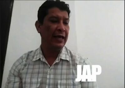“BAJO AMENAZAS O COACCIÓN ME OBLIGAN A PONER A DISPOSICIÓN MI CARGO” Pdte. del…