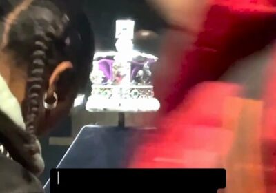 | Atacan las joyas de la Corona británica en la Torre de Londres