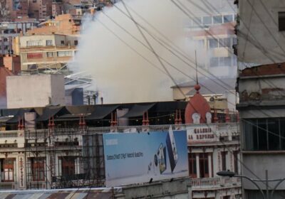 #Último | Un voraz incendio se produjo en una galería artesanal del centro histórico…