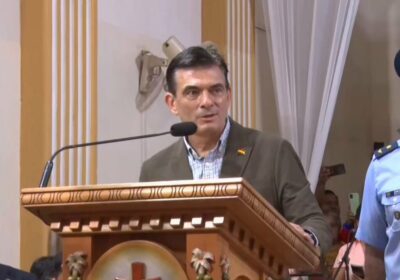 #GrupoFides | #SantaCruz El presidente Rodrigo Paz, que hoy cumple su primer mes de…