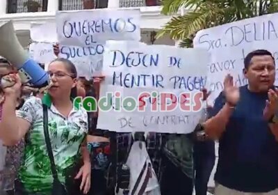 #GrupoFides | #ANF Trabajadores municipales protestaron en la Alcaldía de Santa Cruz por sueldos…