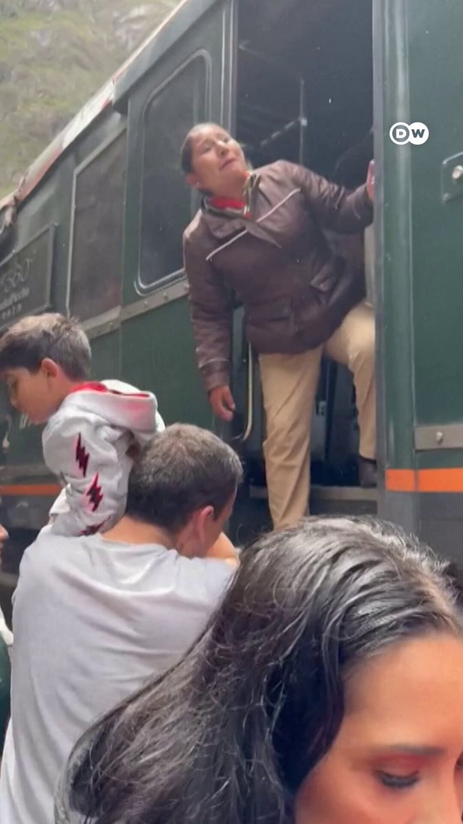 Un muerto y al menos 40 heridos deja choque de trenes en la ruta ...